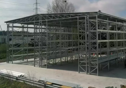 <span>Outdoor overdekte Palletstelling</span>