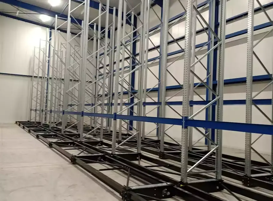 <span>Onze kwalitatieve</span> mobiele stellingen voor uw magazijn