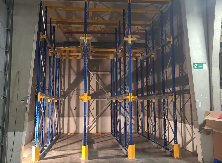 Onze kwalitatieve drive-in stellingen <span>voor uw magazijn</span>